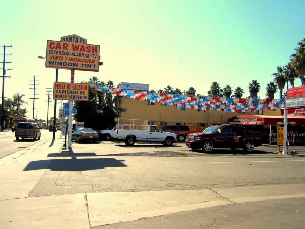 Santa Fe Hand Car Wash - photo 2