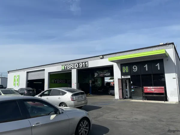 Hybrid 911 Prius And Battery Repairs - photo 4