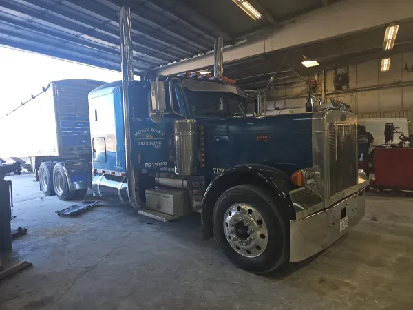 Gabrielson Truck Repair and Towing LLC - photo 3