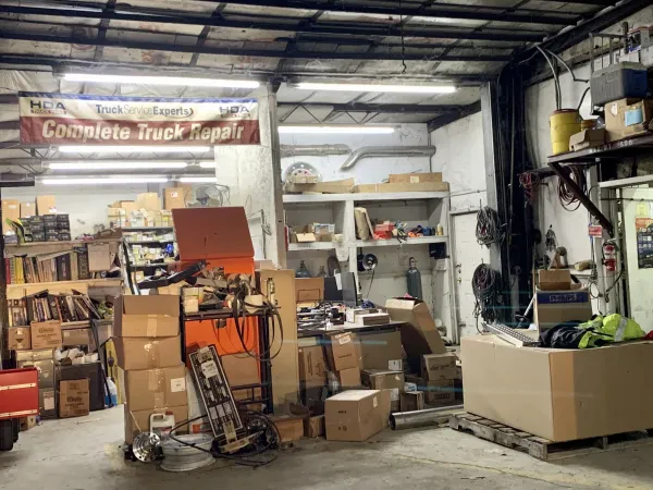 Gabrielson Truck Repair and Towing LLC - photo 4
