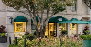 Americana Manhasset