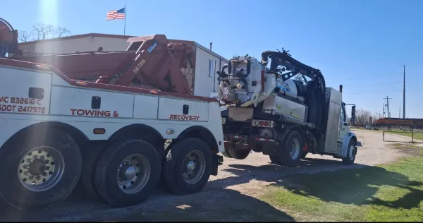 Tow Lanes | Houston's Trusted Towing Wrecker Service - photo 3