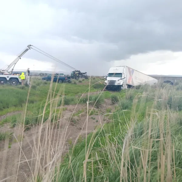 Owyhee Towing & Recovery - photo 4