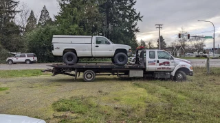 Baker's Towing & Repair