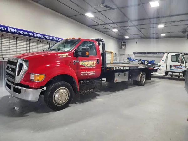 Safety First Wrecker Service - photo 2