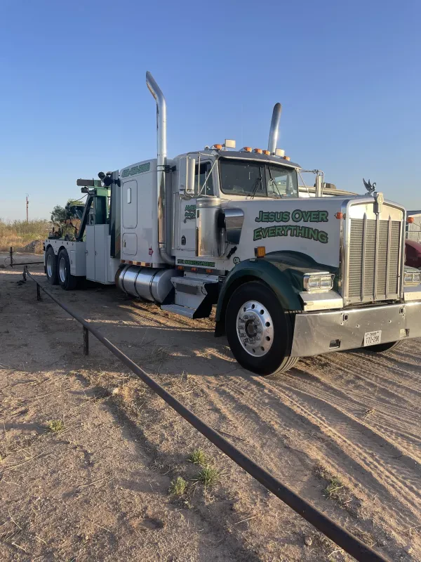 American Towing & Roadside - photo 4
