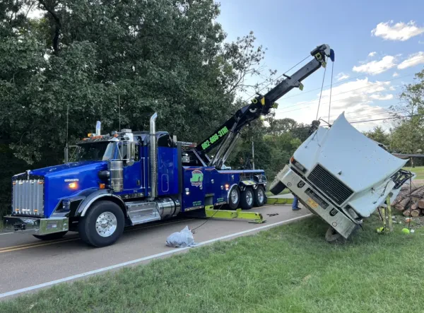 Jay's Auto Repair & Towing LLC - photo 4