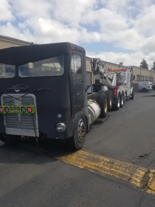 Hansen’s Towing LLC - photo 3
