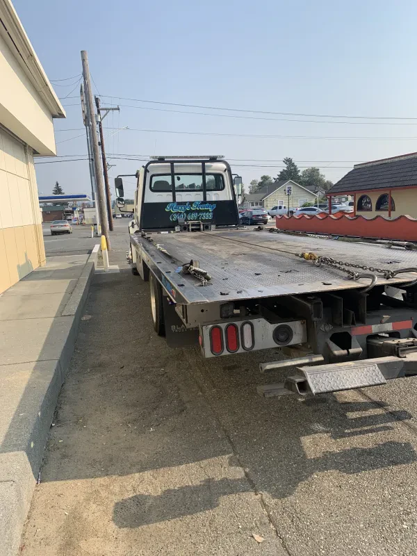 Hansen’s Towing LLC - photo 4