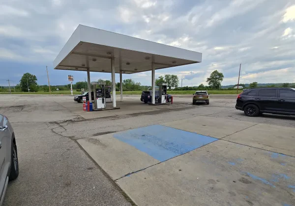 Roadside Hot Spot - photo 4