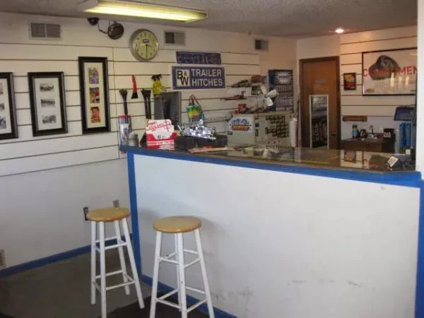 Midwest Auto Center - photo 4