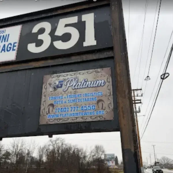 Platinum Towing & Recovery, LLC - photo 4