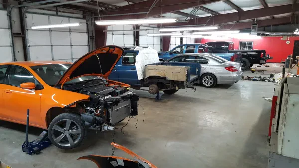 Glenpool Auto Body - photo 4