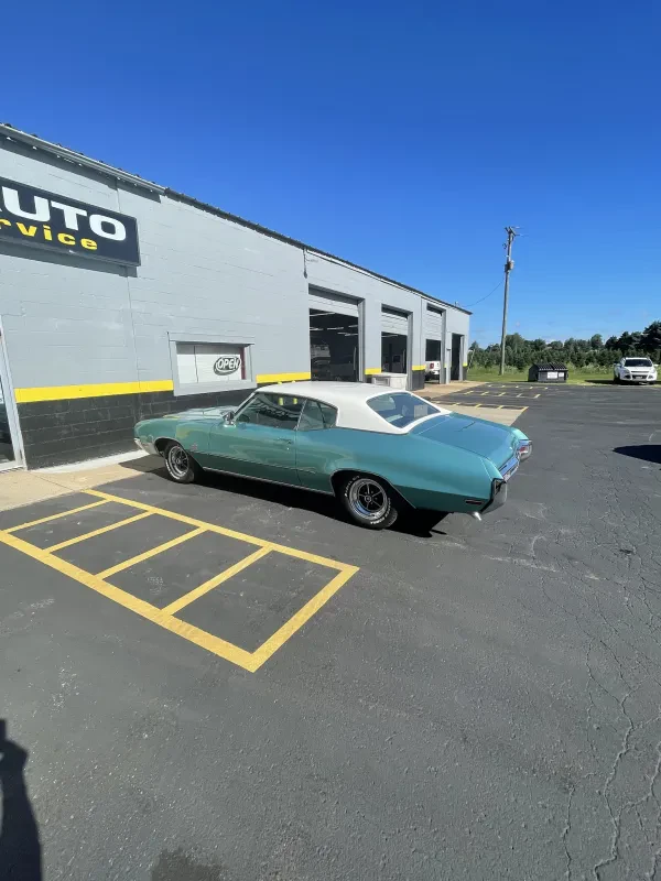 FAMILY AUTO PARTS AND SERVICE - photo 2