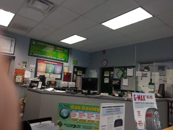 Sullivan Tire Commercial Truck Center - photo 3