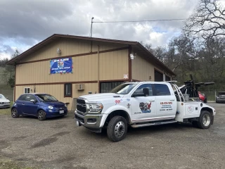Charly's Towing & Auto Repair