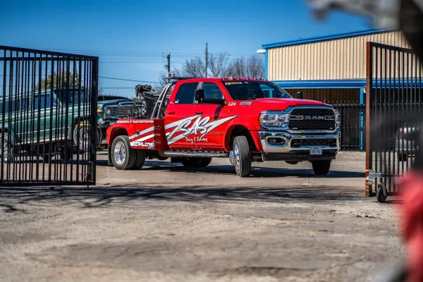 SAS Towing and Recovery Inc - photo 4