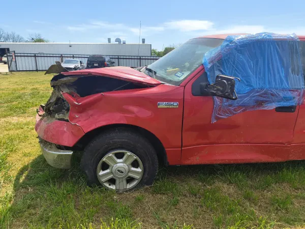 Classic Paint and Body Shop/24 hour Wrecker Service - photo 2