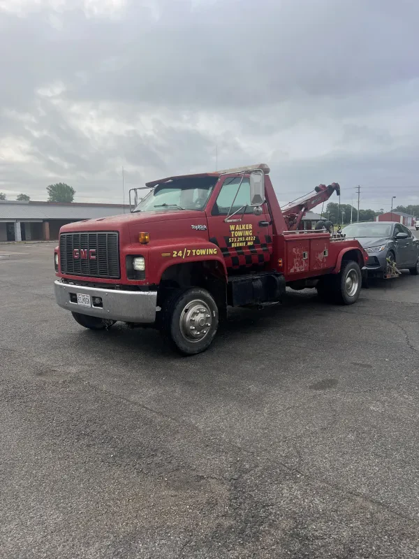 Walker Towing and Recovery - photo 3