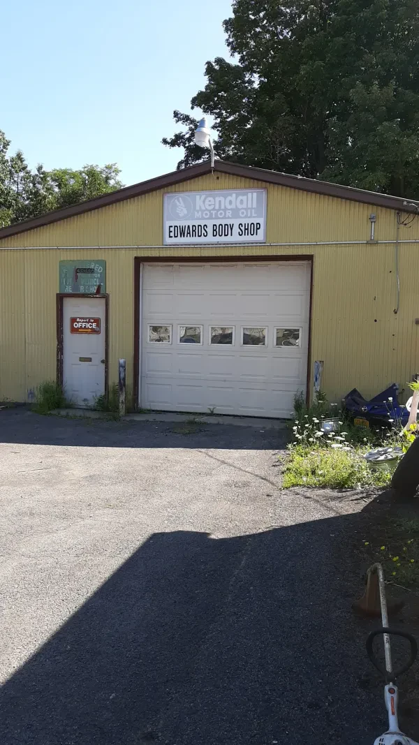Edwards Body Shop - photo 2