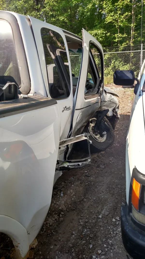 Town & Country Auto & Wrecker - photo 4
