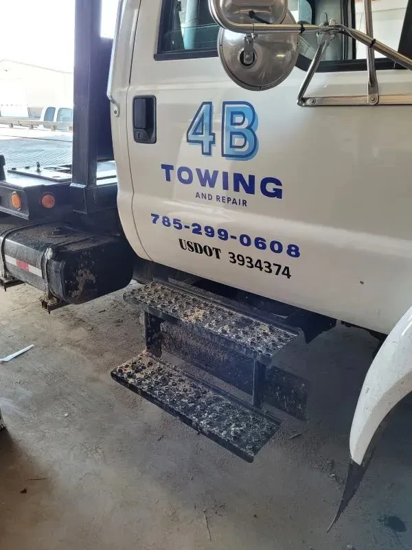 4B Towing and Repair - photo 4