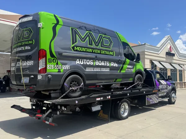 Hatton's Towing & Recovery - photo 3