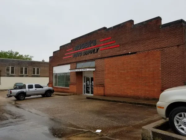 Roger's Auto Supply - photo 2