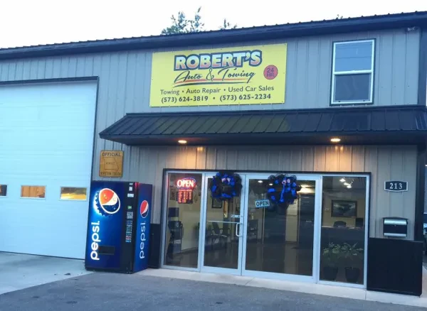 Robert's Auto and Towing - photo 2
