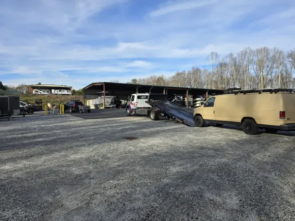 Mauldin Body Shop and 24/7 Towing, Inc. - photo 2