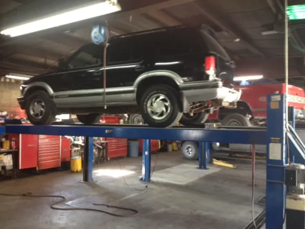 Wren's Automotive Inc - photo 2