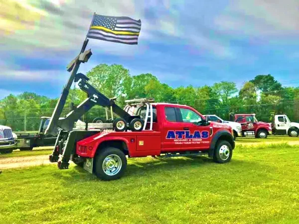 Atlas Recovery & Towing - photo 3