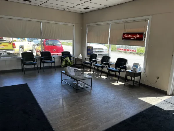 Dunbar Tire & Auto LLC - photo 4