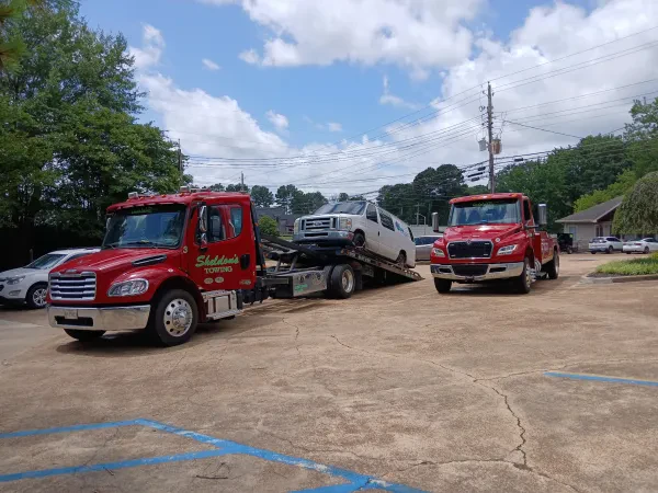 Sheldon's Towing - photo 2