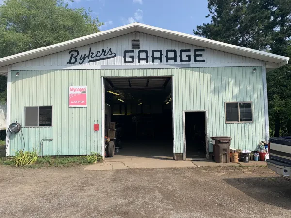 Byker's Garage LLC - photo 3