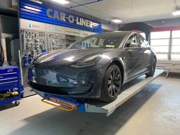 George's Auto Body - photo 3