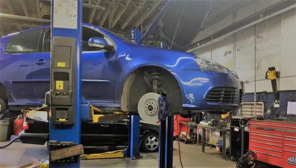 Heights Swedish Solutions Automotive Specialist - photo 2