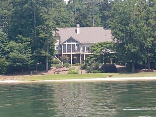 Keowee Key