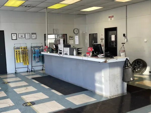 Mr. Tire Auto Service Centers - photo 3