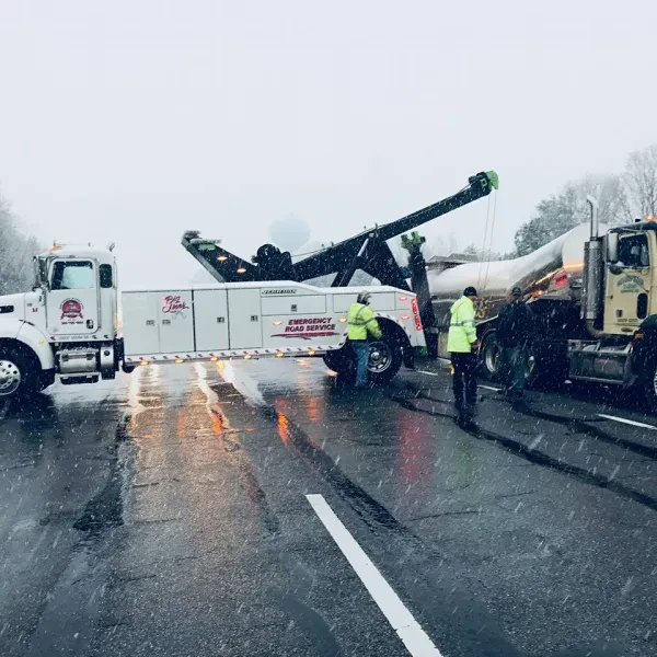 Southern Maryland Towing, Inc - photo 4