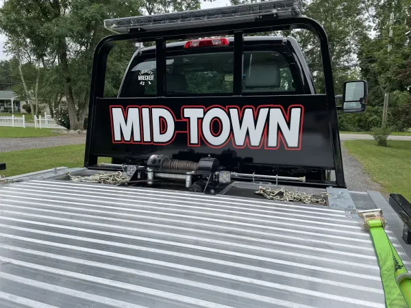 Mid-Town Towing - photo 3