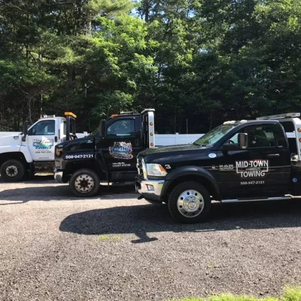 Mid-Town Towing - photo 4