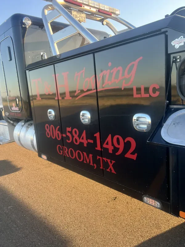 T & H Towing Services - photo 3
