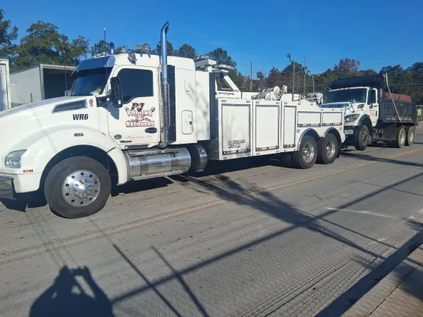 P J Towing & Recovery LLC - Heavy Duty Towing - photo 4
