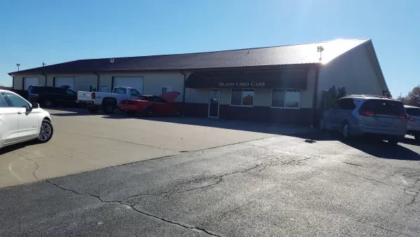 Bland Used Cars LLC Collision Center - photo 4