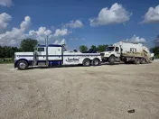 Lakeside Towing & Recovery LLC locations in Memphis & Kirksville