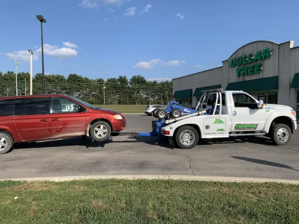Thompson Towing and Recovery, LLC - photo 2