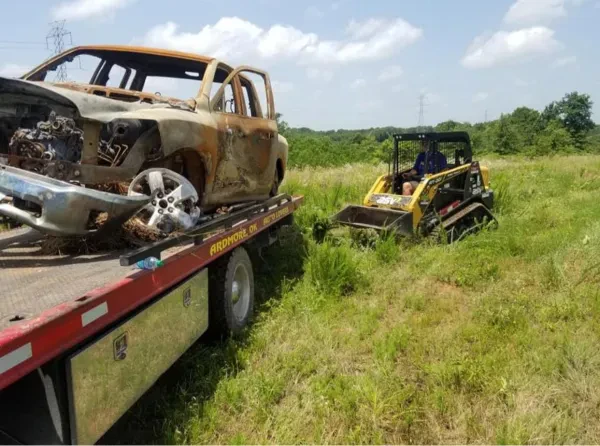 Auto Lovers Towing and Collision - photo 3