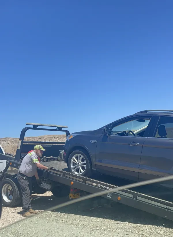 High Desert Towing - photo 4