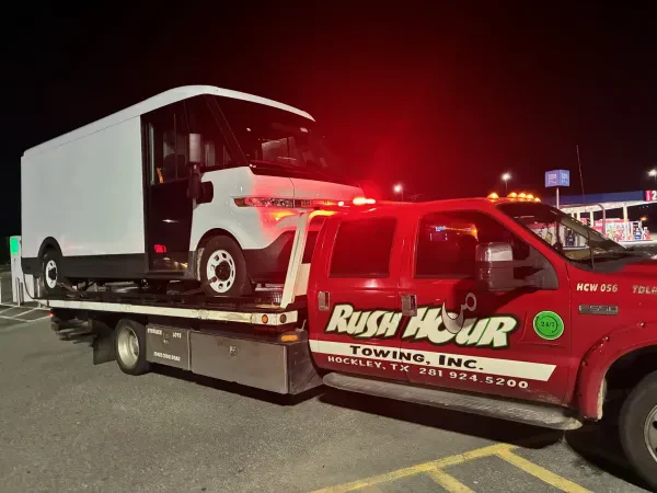 Rush Hour Towing Inc - photo 2